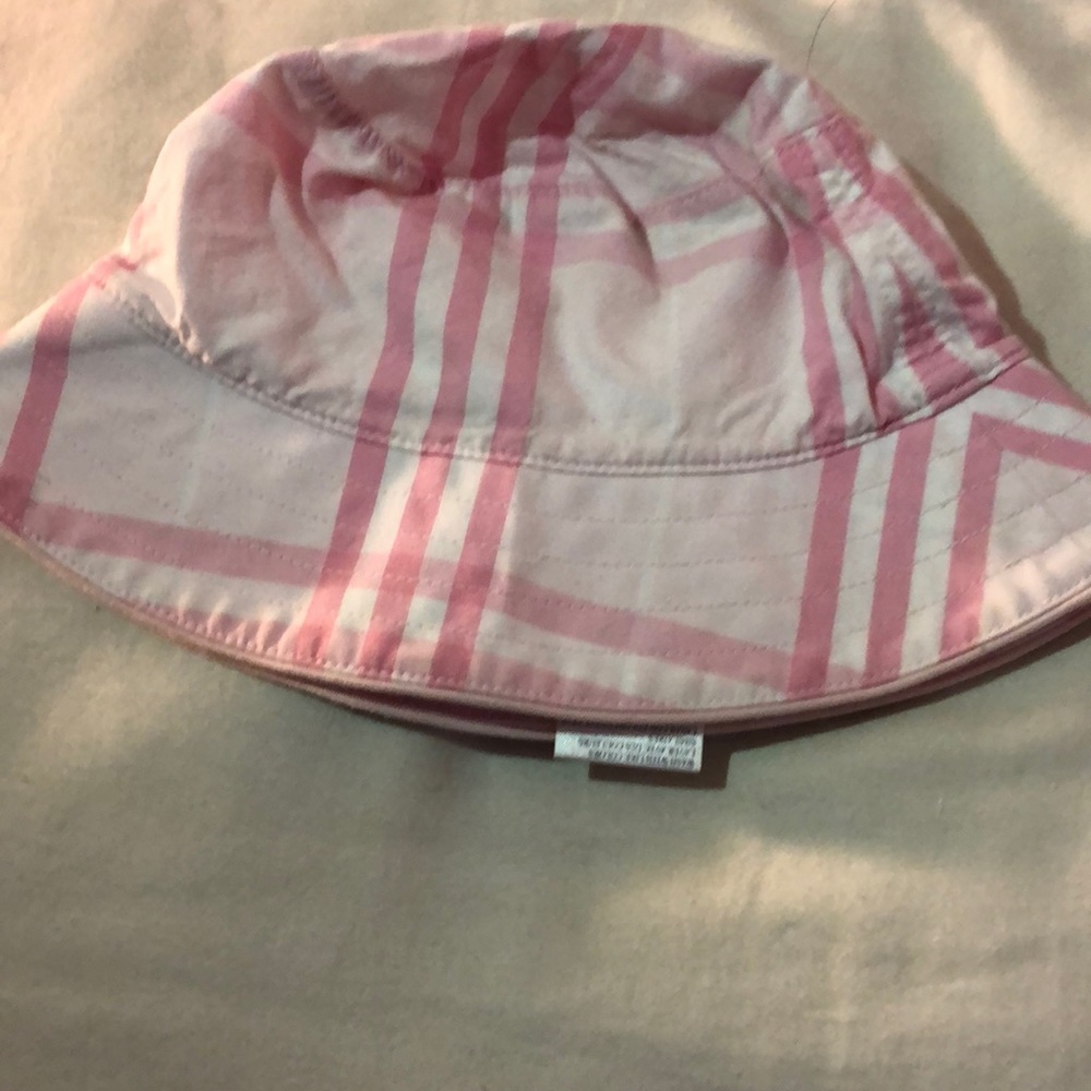 Pink infant Burberry Sun hat, size 48